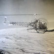 Bell 47 au Dme du Goter - Photo  X - Collection JMP - En cas d'observation sur le copyright de cette photo merci de nous contacter